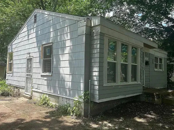 15847 W Parkway St, Detroit, MI 48223