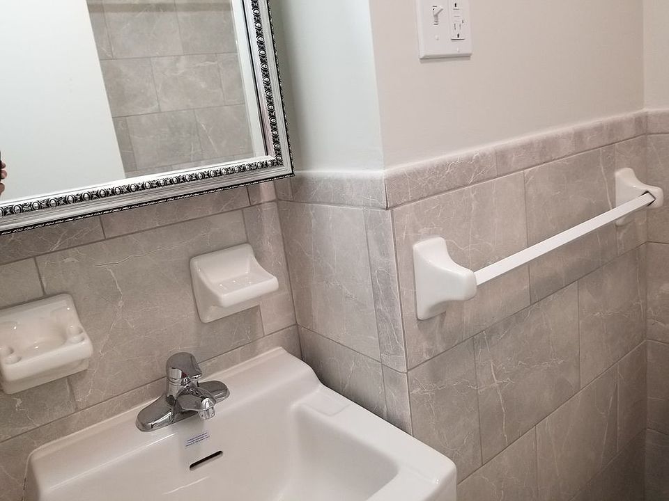 2nd image of 128 Charles St APT 8
