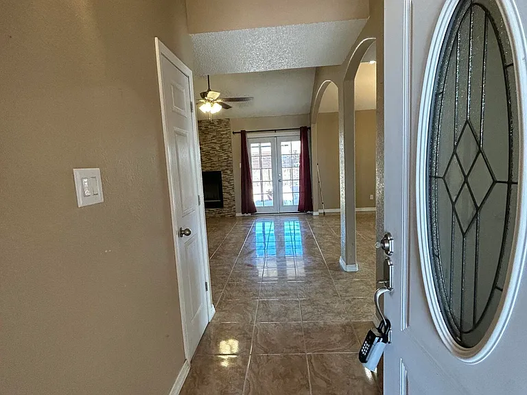 8482 Paddlefoot Ln — Photo 3