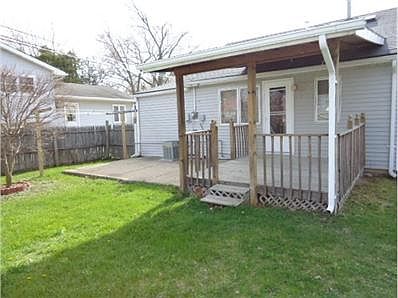 3rd image of 1117 Fulton Ave