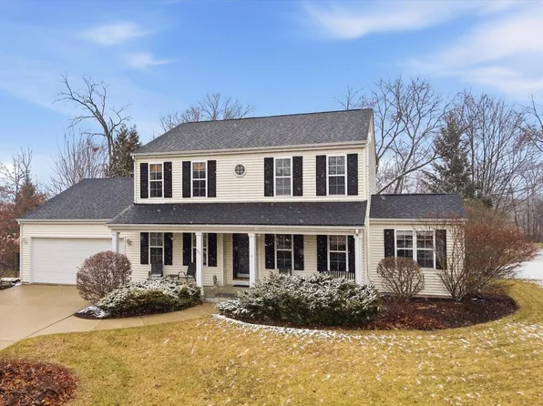 944 Ridgeway CIRCLE, Fredonia, WI 53021