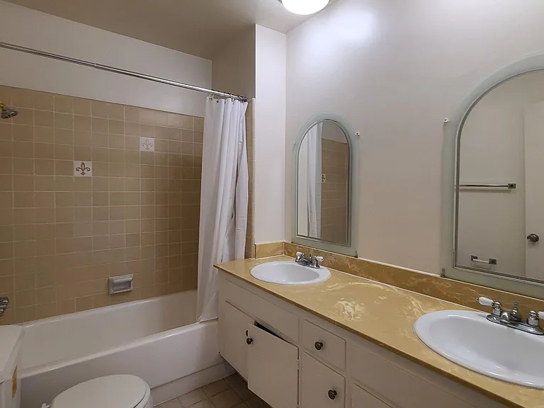 1681 Amberwood Dr #206 — Photo 12