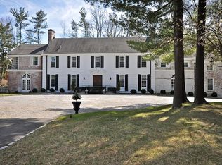 12 Frost Mill Rd, Mill Neck, NY 11765