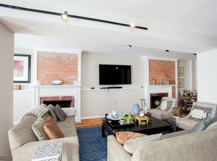 50 N Main St, Lambertville, NJ 08530