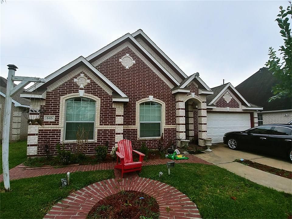 1st image of 645 Shady Dale Dr