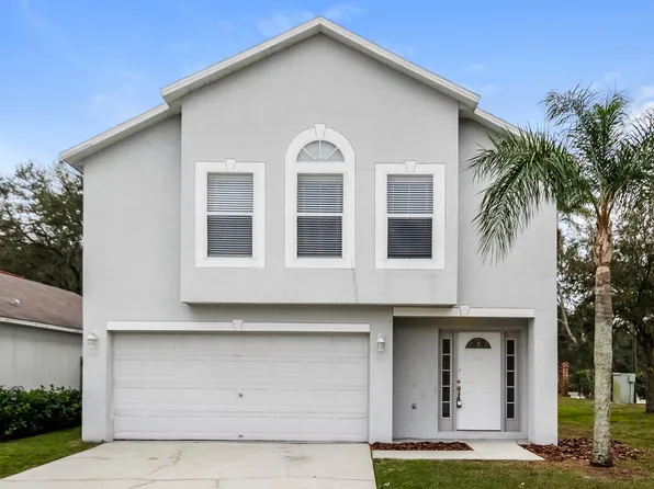 5840 Lake Front Dr, Wesley Chapel, FL 33545