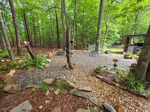 3rd image of 84 Victory Ridge Rd
