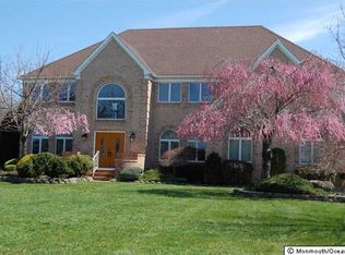 216 Thompson Grove Rd, Manalapan, NJ 07726