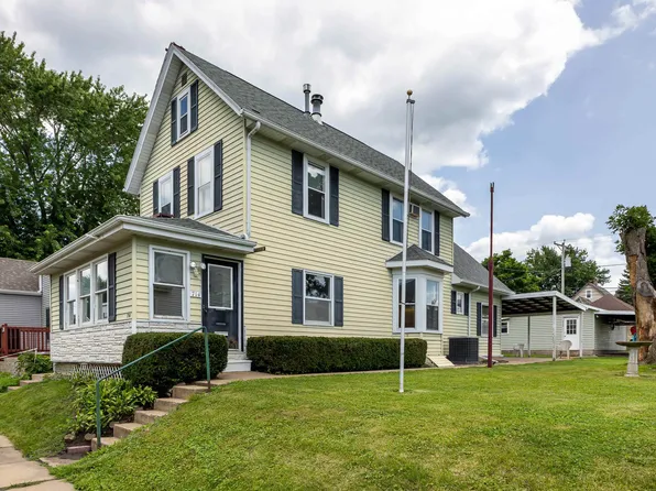 714 Lincoln Ave, Dubuque, IA 52001