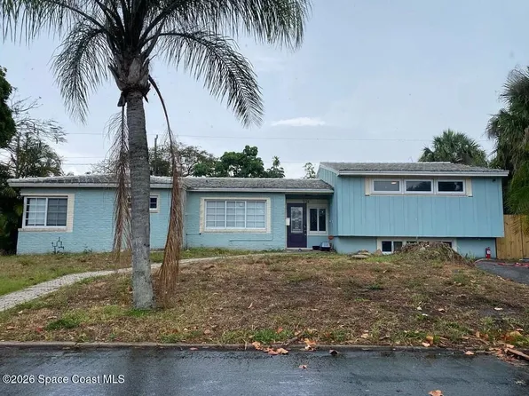 934 Paseo Castalla, West Palm Beach, FL 33405
