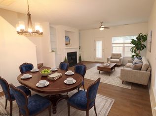 2332 Persimmon Ridge Dr, Raleigh, NC 27604