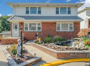 9 Carlen Court, Fairview, NJ 07022