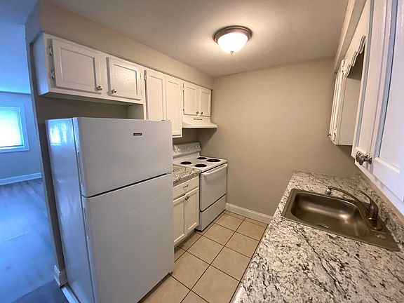 5th image of 2405 W Martin Luther King Jr Dr #16