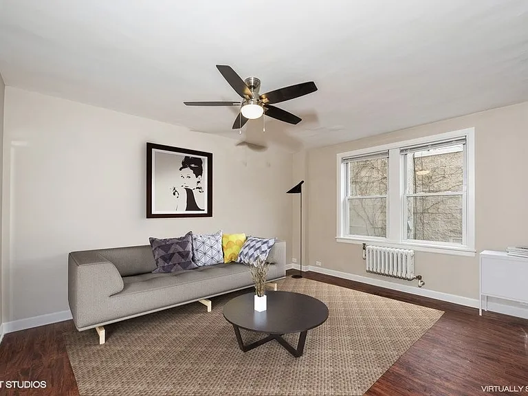 432 W Belmont — Photo 3
