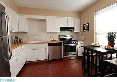 5th image of 5764 Lucinda Ct