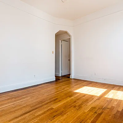 Rented by Nooklyn NYC LLC | media 9
