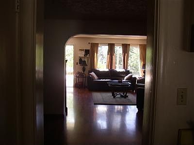 4th image of 134 Pine St