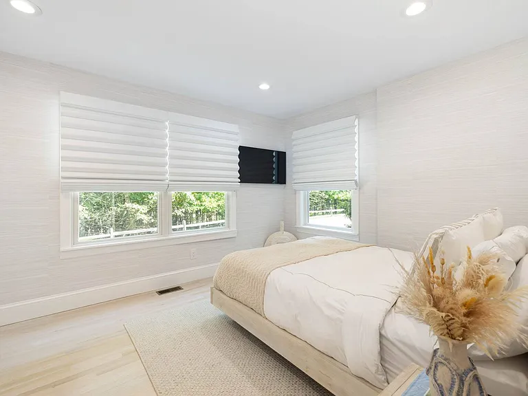 Catalpa Pl — Photo 18