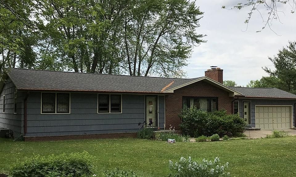 2nd image of 273 Brainard St