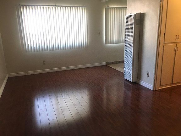 3rd image of 3431 W Florence Ave #4