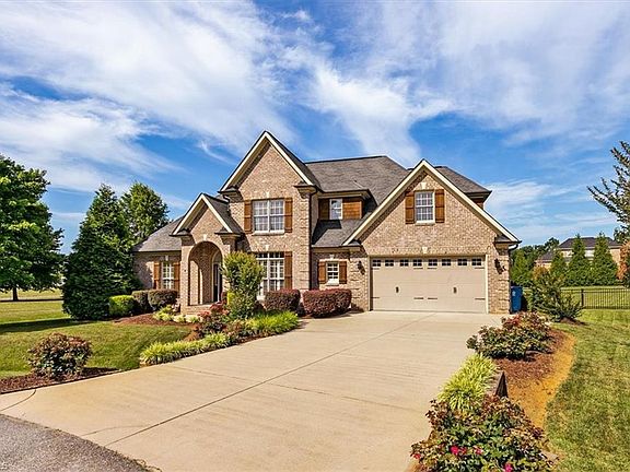 2nd image of 8201 Angels Glen Ct