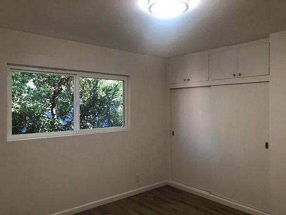 5th image of 726 E Orange Grove Ave #D
