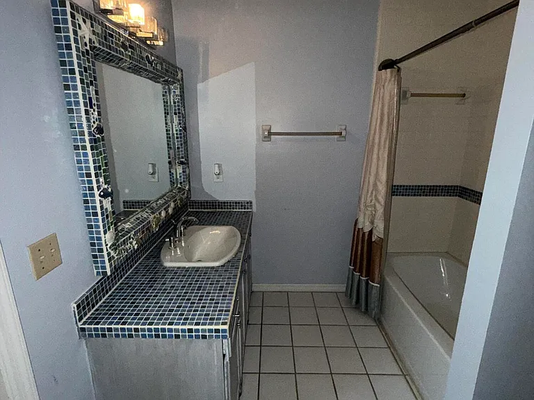 925 Falls Trl — Photo 17
