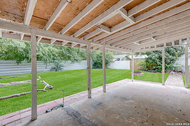 207 Middlebury Dr — Photo 18