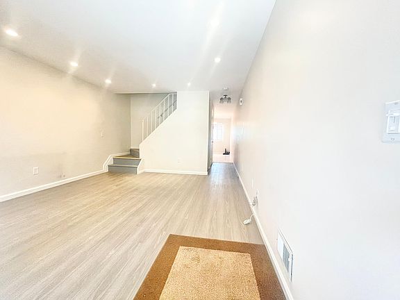 4th image of 506 Tarrytown Ave