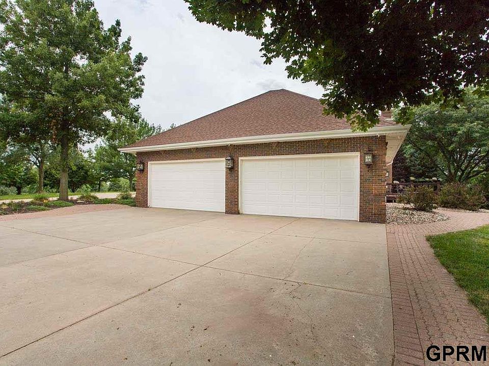 21002 Highway 92, Council Bluffs, IA 51503 Zillow