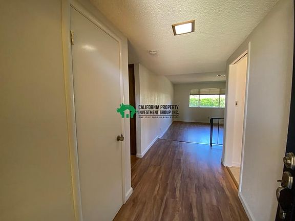 4th image of 62 Park Vista Cir
