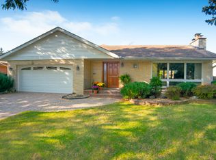 1510 Stonegate Rd, La Grange Park, IL 60526