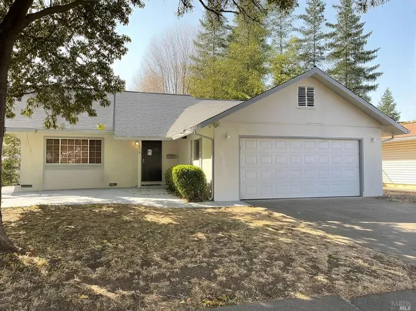 415 Mono Dr, Vacaville, CA 95687