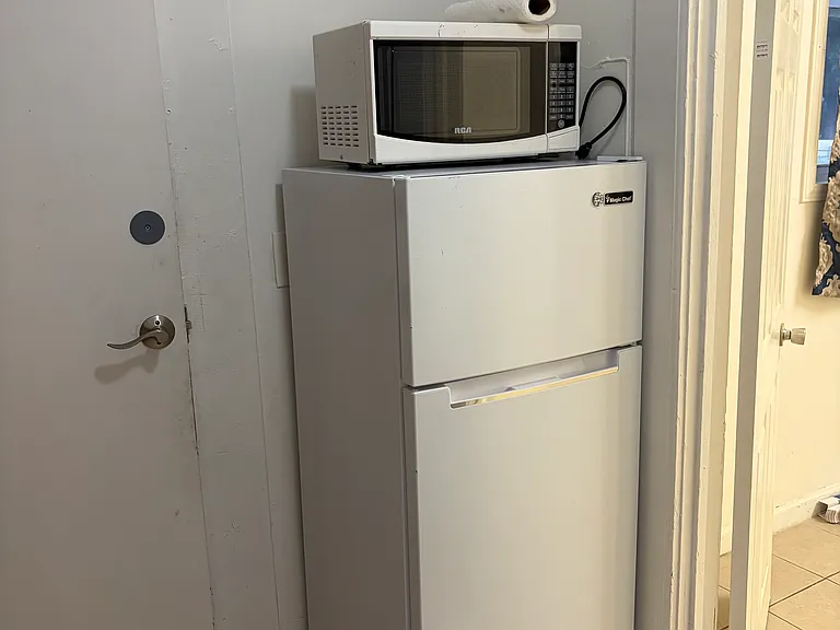 604 B St #2 — Photo 6