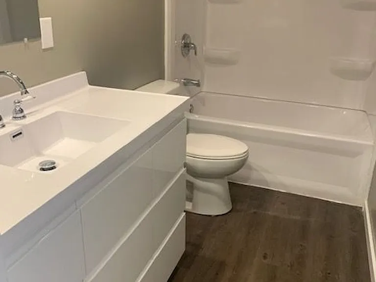 The Crossings Apartments — Photo 9