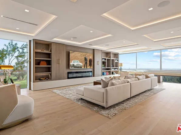 2222 Avenue Of The Stars Unit 1601, Los Angeles, CA 90067