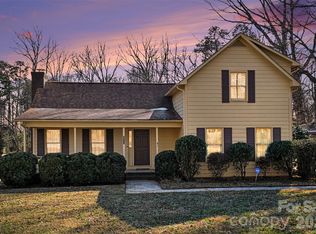 2116 Rice Rd, Matthews, NC 28105