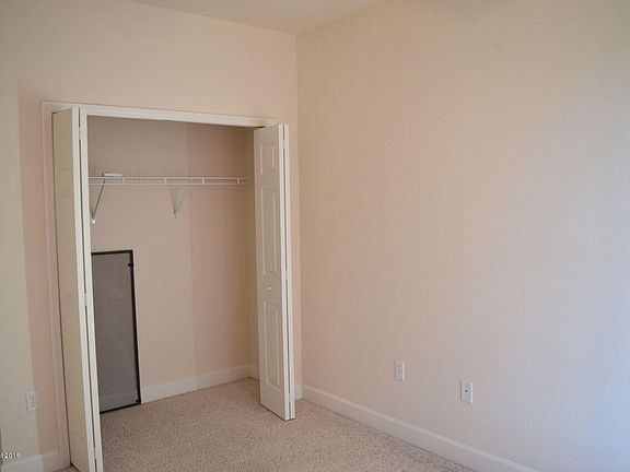 4th image of 3043 Glenridge Cir