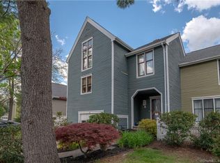 23 Farm Dr #23, Farmington, CT 06032