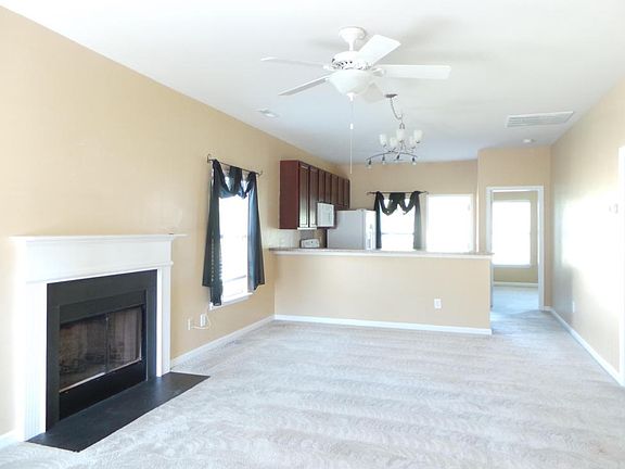 5th image of 704 Savannah River Dr