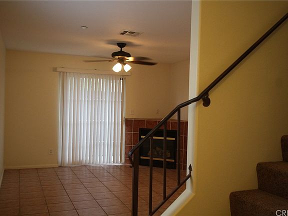 4th image of 13775 Glenoaks Blvd Unit 28