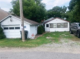 32480 Wooddale Dr, Lisbon, OH 44432
