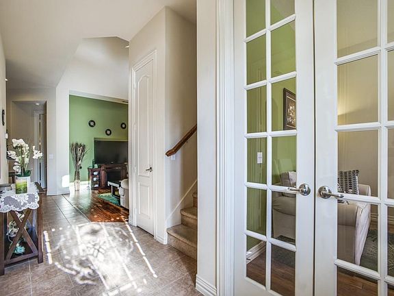 3rd image of 1555 Barksdale Dr