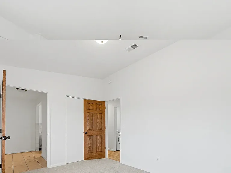 3921 E 26th Avenue Pkwy — Photo 23