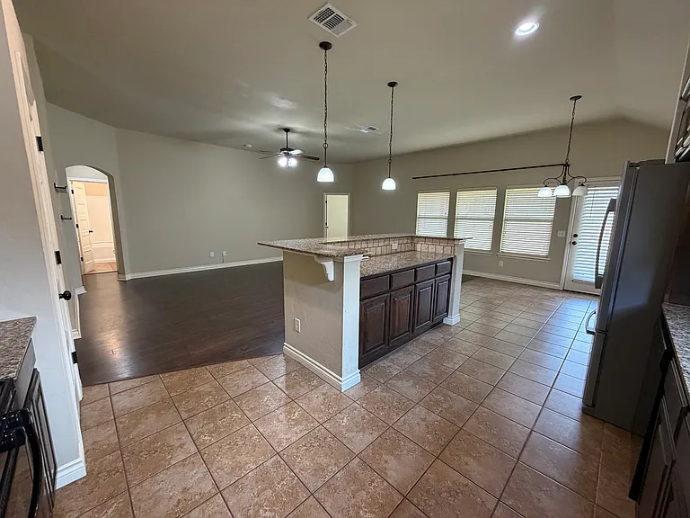 3420 Bear Mountain Dr — Photo 18