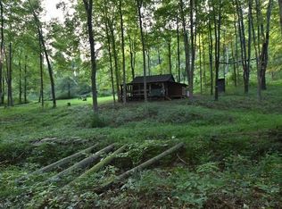 Lodge Rd, Sherrodsville, OH 44675