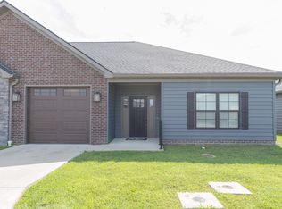3838 High Pointe Ln, Newburgh, IN 47630
