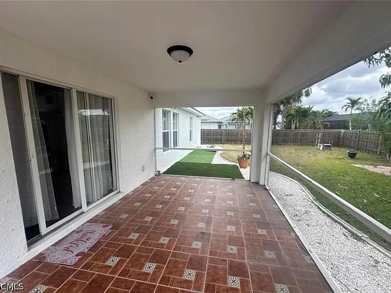 2115 NW 19th Ave — Photo 19
