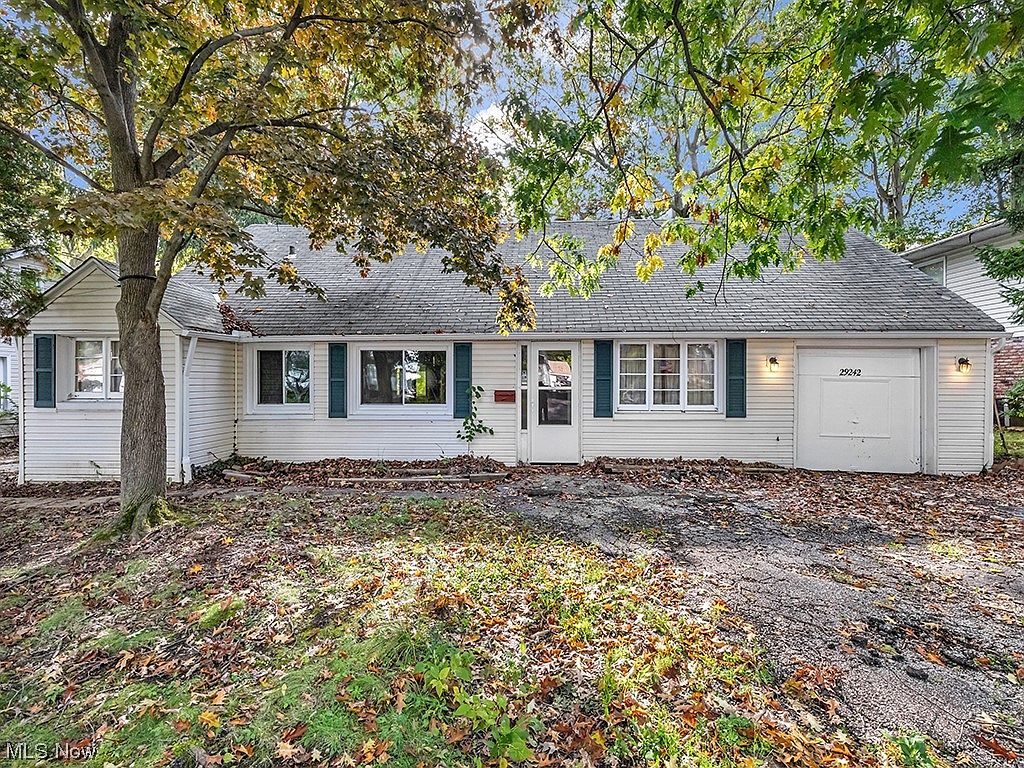 29242 Ashwood Dr, Wickliffe, OH 44092 Zillow