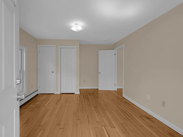 21 Pleasant St #25 — Photo 9